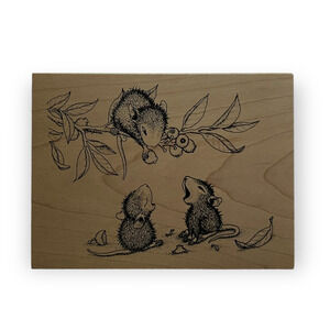House Mouse Vintage 1998 Eating Blueberries Wood & Rubber Stamp 53 Hard to Find